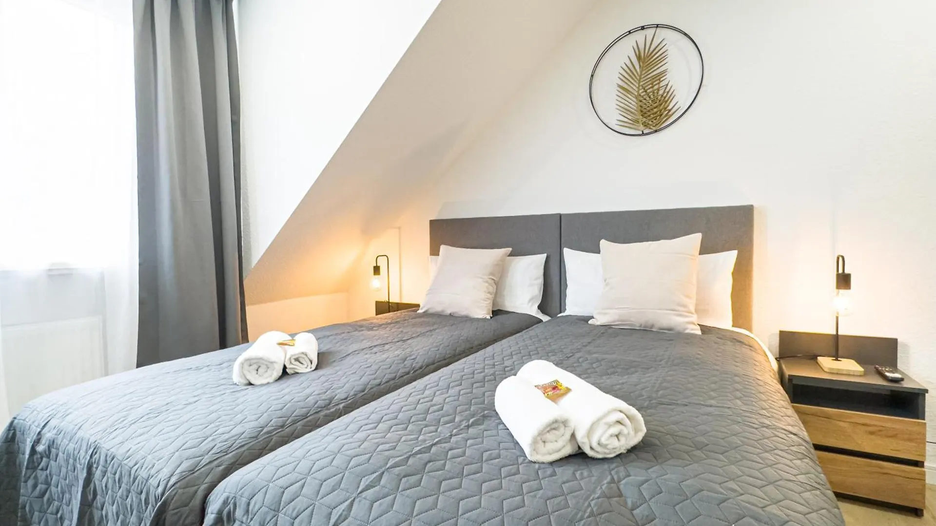 Immostay L# Ferienhaus- Balkon, Parking & Wifi Bremen