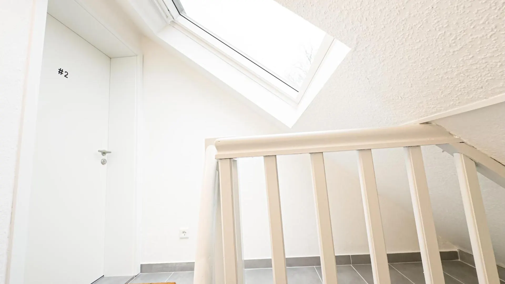 Immostay L# Ferienhaus- Balkon, Parking & Wifi Bremen Apartment
