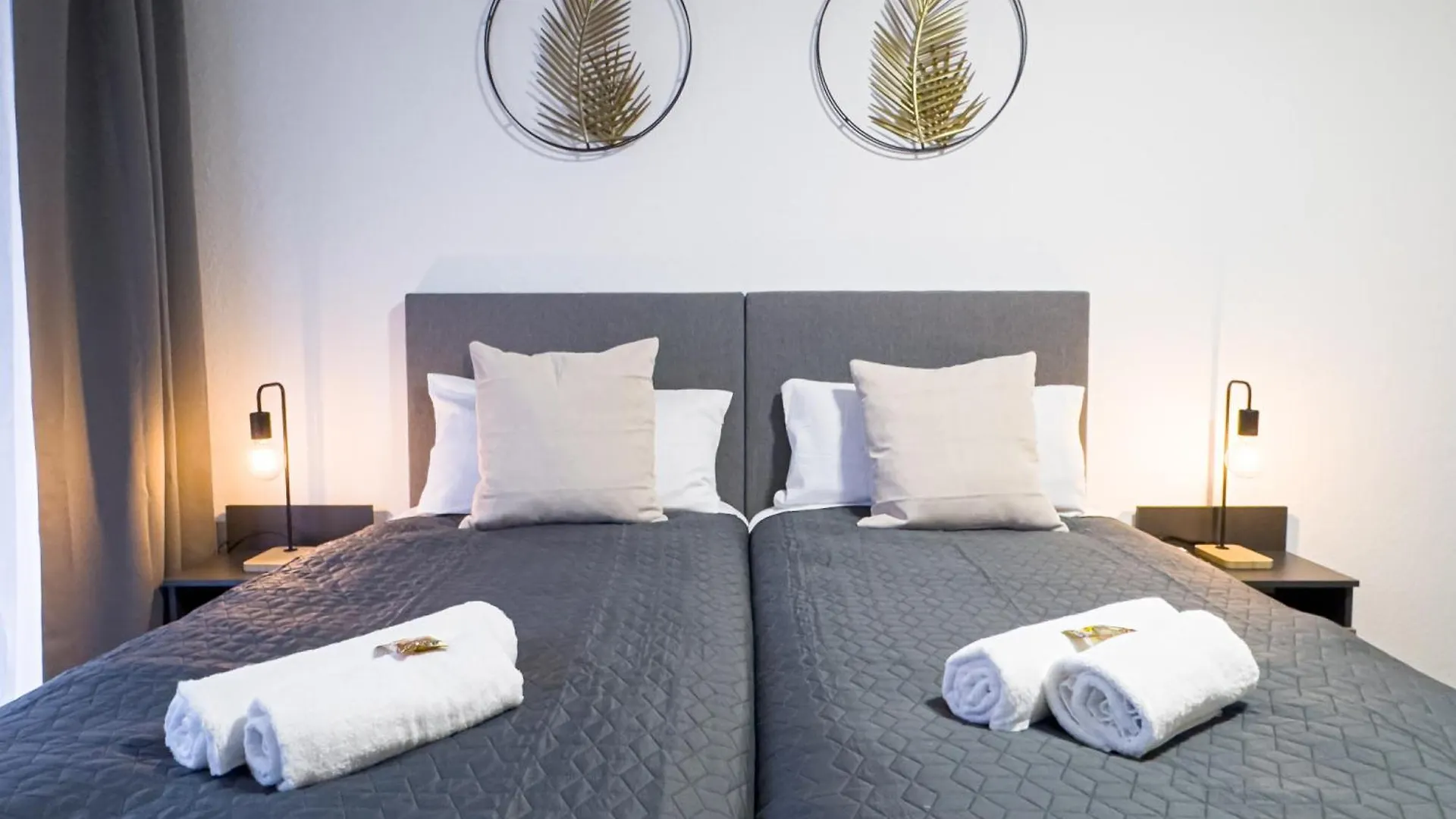 Immostay L# Ferienhaus- Balkon, Parking & Wifi Bremen Apartment
