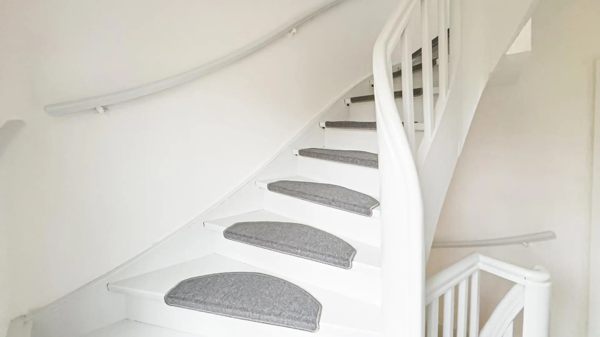 Immostay L# Ferienhaus- Balkon, Parking & Wifi Bremen